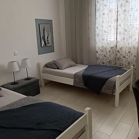 Adorable House Lilla-with Pool-near Old Town 拉宾