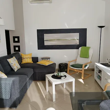 Adorable House Lilla-with Pool-near Old Town 度假居 拉宾